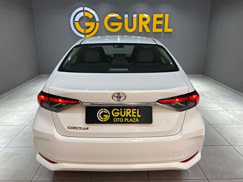 2022 Benzin Otomatik Toyota Corolla Beyaz Gürel Tasarım Aksesuar Otomotiv San. Tic. Ltd. Şti.