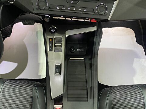 2025 Benzin Otomatik Peugeot 408 Beyaz Gürel Tasarım Aksesuar Otomotiv San. Tic. Ltd. Şti.