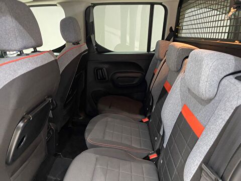 2024 Dizel Otomatik Citroen Berlingo Gri Gürel Tasarım Aksesuar Otomotiv San. Tic. Ltd. Şti.
