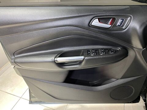 2017 Dizel Otomatik Ford Kuga Füme Gürel Tasarım Aksesuar Otomotiv San. Tic. Ltd. Şti.