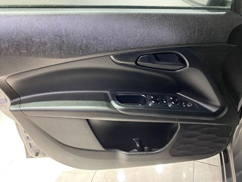 2024 Benzin Manuel Fiat Egea Mavi Gürel Tasarım Aksesuar Otomotiv San. Tic. Ltd. Şti.