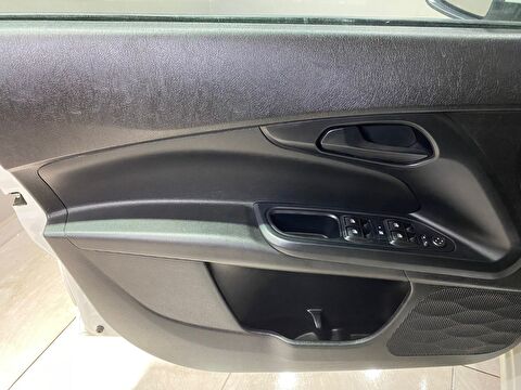 2022 Dizel Otomatik Fiat Egea Beyaz Gürel Tasarım Aksesuar Otomotiv San. Tic. Ltd. Şti.