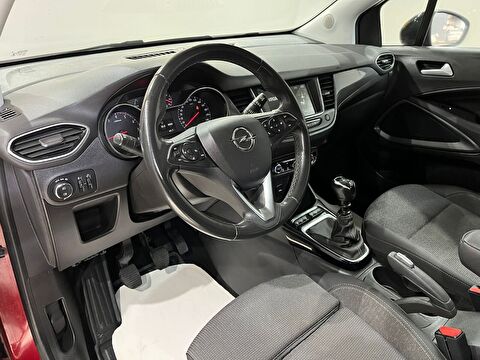 2021 Benzin Manuel Opel Crossland Kırmızı Gürel Tasarım Aksesuar Otomotiv San. Tic. Ltd. Şti.