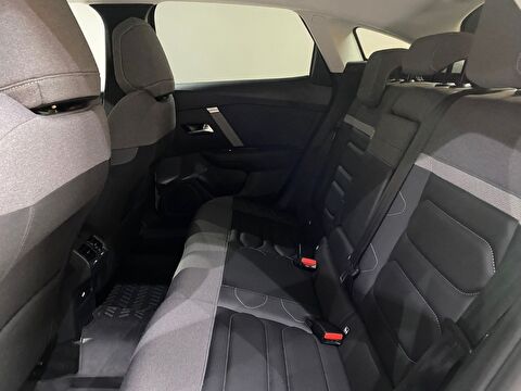 2022 Benzin Otomatik Citroen C4 Gri Gürel Tasarım Aksesuar Otomotiv San. Tic. Ltd. Şti.