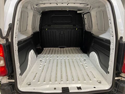 2023 Dizel Manuel Fiat Doblo Cargo Beyaz Gürel Tasarım Aksesuar Otomotiv San. Tic. Ltd. Şti.