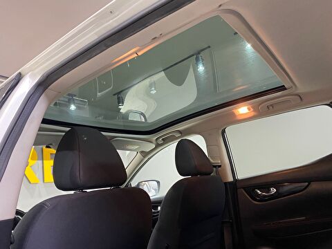 2015 Benzin Otomatik Nissan Qashqai Beyaz Gürel Tasarım Aksesuar Otomotiv San. Tic. Ltd. Şti.