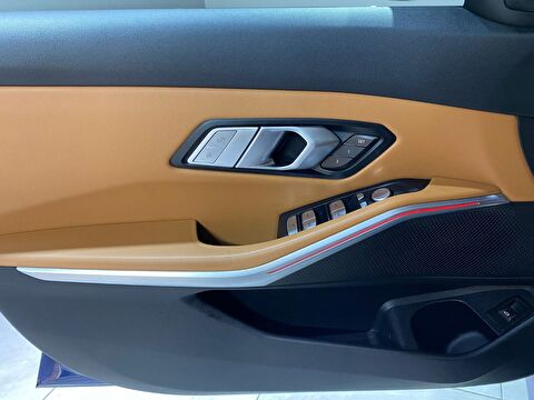 2022 Benzin Otomatik BMW 3 Serisi Mavi Gürel Tasarım Aksesuar Otomotiv San. Tic. Ltd. Şti.