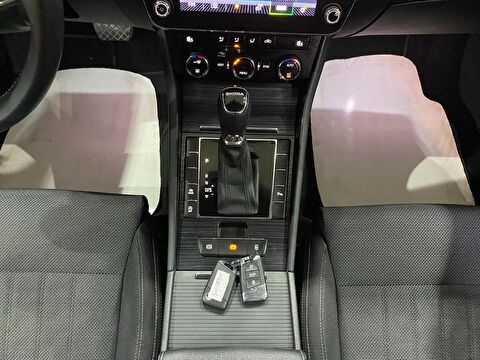 2023 Benzin Otomatik Skoda Superb Gri Gürel Tasarım Aksesuar Otomotiv San. Tic. Ltd. Şti.