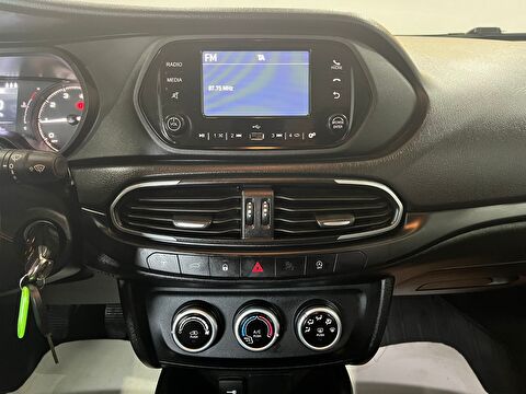 2022 Dizel Manuel Fiat Egea Beyaz Gürel Tasarım Aksesuar Otomotiv San. Tic. Ltd. Şti.