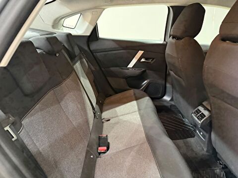 2023 Benzin Otomatik Citroen C4 X Gri Gürel Tasarım Aksesuar Otomotiv San. Tic. Ltd. Şti.