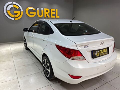 2015 Dizel Otomatik Hyundai Accent Blue Beyaz Gürel Tasarım Aksesuar Otomotiv San. Tic. Ltd. Şti.