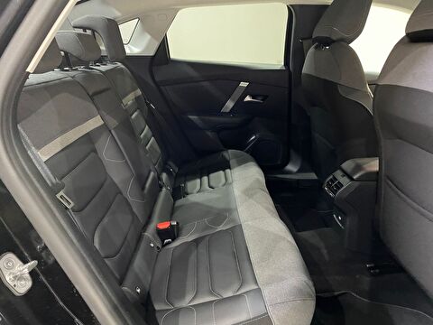 2024 Benzin Otomatik Citroen C4 X Siyah Gürel Tasarım Aksesuar Otomotiv San. Tic. Ltd. Şti.