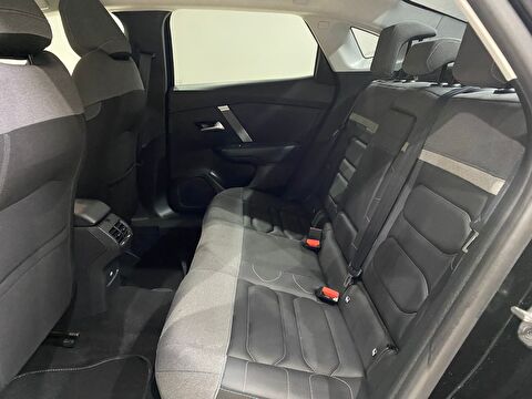 2024 Benzin Otomatik Citroen C4 X Siyah Gürel Tasarım Aksesuar Otomotiv San. Tic. Ltd. Şti.