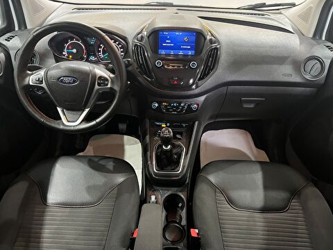2023 Benzin Manuel Ford Tourneo Courier Beyaz Gürel Tasarım Aksesuar Otomotiv San. Tic. Ltd. Şti.