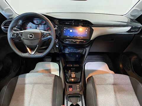 2025 Benzin Otomatik Opel Corsa Beyaz Gürel Tasarım Aksesuar Otomotiv San. Tic. Ltd. Şti.