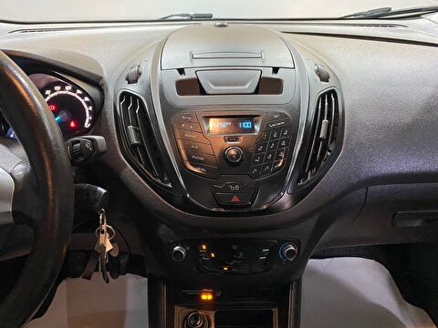 2022 Dizel Manuel Ford Tourneo Courier Beyaz Gürel Tasarım Aksesuar Otomotiv San. Tic. Ltd. Şti.