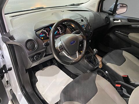 2022 Dizel Manuel Ford Tourneo Courier Beyaz Gürel Tasarım Aksesuar Otomotiv San. Tic. Ltd. Şti.