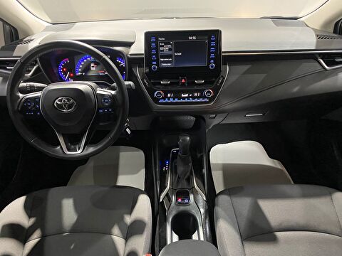 2022 Benzin Otomatik Toyota Corolla Beyaz Gürel Tasarım Aksesuar Otomotiv San. Tic. Ltd. Şti.