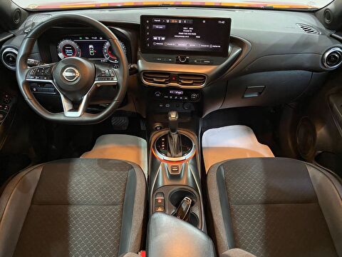 2024 Benzin Otomatik Nissan Juke Kırmızı Gürel Tasarım Aksesuar Otomotiv San. Tic. Ltd. Şti.