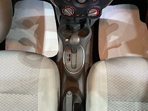 2015 Benzin Otomatik Nissan Micra Kırmızı Gürel Tasarım Aksesuar Otomotiv San. Tic. Ltd. Şti.