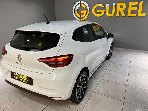 2023 Benzin Manuel Renault Clio Beyaz Gürel Tasarım Aksesuar Otomotiv San. Tic. Ltd. Şti.