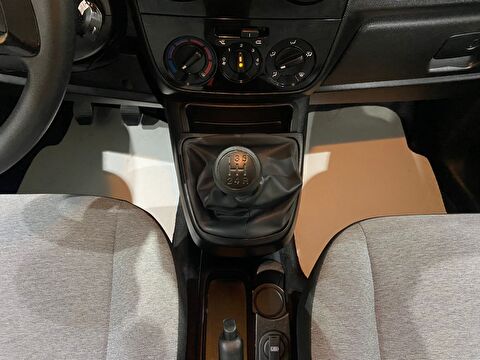 2024 Dizel Manuel Fiat Fiorino Beyaz Gürel Tasarım Aksesuar Otomotiv San. Tic. Ltd. Şti.