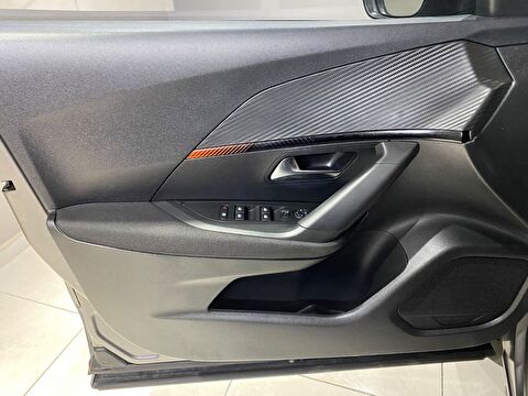 2021 Benzin Manuel Peugeot 2008 Gri Gürel Tasarım Aksesuar Otomotiv San. Tic. Ltd. Şti.