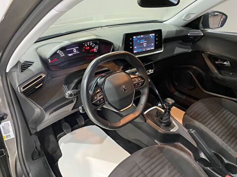 2021 Benzin Manuel Peugeot 2008 Gri Gürel Tasarım Aksesuar Otomotiv San. Tic. Ltd. Şti.