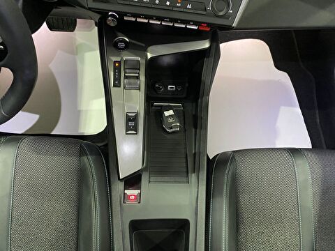 2025 Benzin Otomatik Peugeot 408 Mavi Gürel Tasarım Aksesuar Otomotiv San. Tic. Ltd. Şti.
