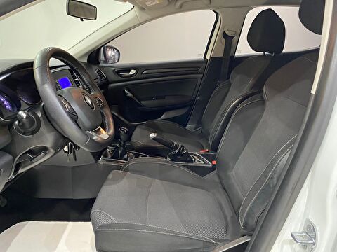 2017 Benzin Manuel Renault Megane Beyaz Gürel Tasarım Aksesuar Otomotiv San. Tic. Ltd. Şti.