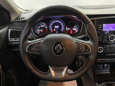 2017 Benzin Manuel Renault Megane Beyaz Gürel Tasarım Aksesuar Otomotiv San. Tic. Ltd. Şti.