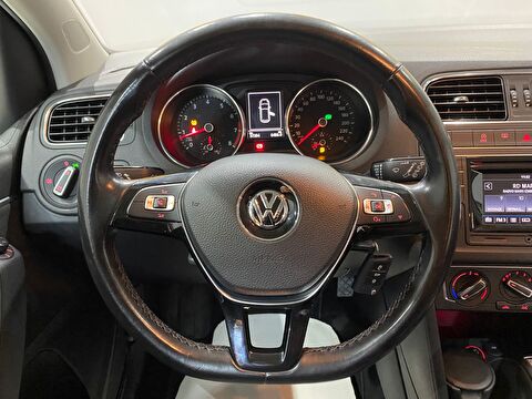 TaksitliOto.Net | 2.El Volkswagen Polo Hatchback 1.2 TSI BMT Comfortline DSG | Otomatik & Benzin | Beyaz | İzmir.2el 2016 Benzin Otomatik Volkswagen Polo Beyaz Gürel Tasarım Aksesuar Otomotiv San. Tic. Ltd. Şti.