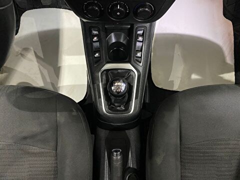 2017 Dizel Manuel Peugeot 301 Beyaz Gürel Tasarım Aksesuar Otomotiv San. Tic. Ltd. Şti.