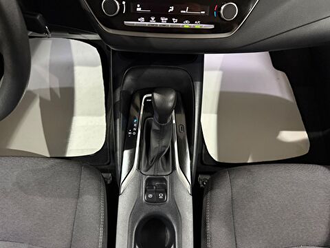 2026 Benzin Otomatik Toyota Corolla Beyaz Gürel Tasarım Aksesuar Otomotiv San. Tic. Ltd. Şti.