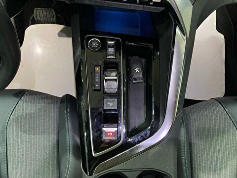 2024 Dizel Otomatik Peugeot 3008 Mavi Gürel Tasarım Aksesuar Otomotiv San. Tic. Ltd. Şti.