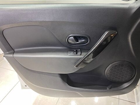 2020 Benzin + LPG Manuel Renault Symbol Beyaz Gürel Tasarım Aksesuar Otomotiv San. Tic. Ltd. Şti.