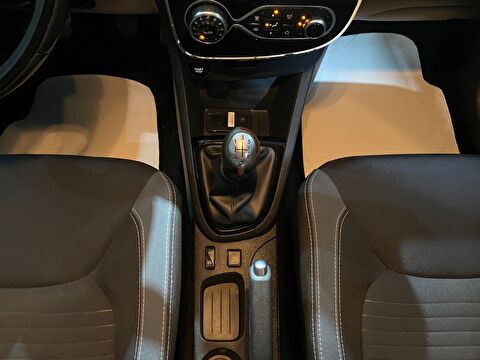2016 Benzin Manuel Renault Clio Mavi Gürel Tasarım Aksesuar Otomotiv San. Tic. Ltd. Şti.