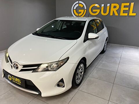 2015 Benzin Manuel Toyota Auris Beyaz Gürel Tasarım Aksesuar Otomotiv San. Tic. Ltd. Şti.