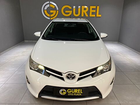 2015 Benzin Manuel Toyota Auris Beyaz Gürel Tasarım Aksesuar Otomotiv San. Tic. Ltd. Şti.