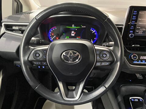 2021 Hybrid Otomatik Toyota Corolla Beyaz Gürel Tasarım Aksesuar Otomotiv San. Tic. Ltd. Şti.