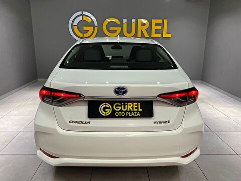 2021 Hybrid Otomatik Toyota Corolla Beyaz Gürel Tasarım Aksesuar Otomotiv San. Tic. Ltd. Şti.