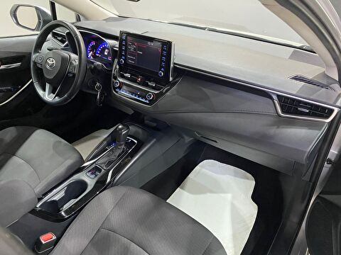 2022 Benzin Otomatik Toyota Corolla Gri Gürel Tasarım Aksesuar Otomotiv San. Tic. Ltd. Şti.