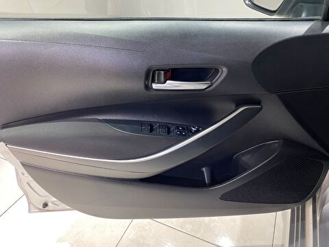 2022 Benzin Otomatik Toyota Corolla Gri Gürel Tasarım Aksesuar Otomotiv San. Tic. Ltd. Şti.