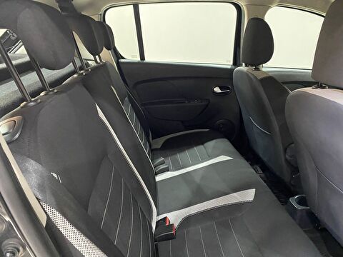 2019 Benzin Manuel Dacia Sandero Siyah Gürel Tasarım Aksesuar Otomotiv San. Tic. Ltd. Şti.