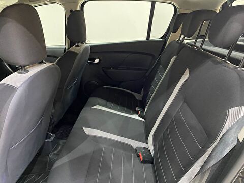 2019 Benzin Manuel Dacia Sandero Siyah Gürel Tasarım Aksesuar Otomotiv San. Tic. Ltd. Şti.