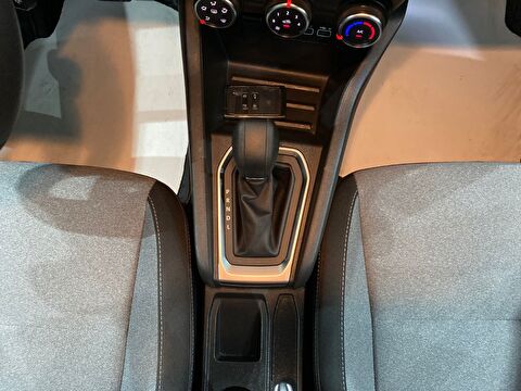 2024 Benzin Otomatik Renault Clio Mavi Gürel Tasarım Aksesuar Otomotiv San. Tic. Ltd. Şti.