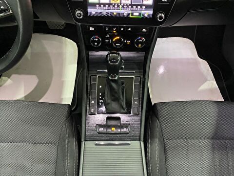 2023 Benzin Otomatik Skoda Superb Gri Gürel Tasarım Aksesuar Otomotiv San. Tic. Ltd. Şti.