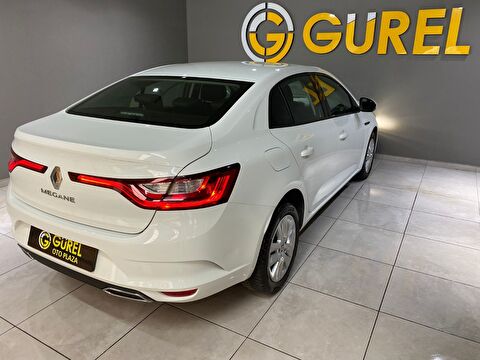 2021 Benzin Otomatik Renault Megane Beyaz Gürel Tasarım Aksesuar Otomotiv San. Tic. Ltd. Şti.