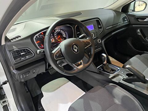 2021 Benzin Otomatik Renault Megane Beyaz Gürel Tasarım Aksesuar Otomotiv San. Tic. Ltd. Şti.