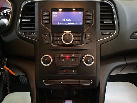 2021 Benzin Otomatik Renault Megane Beyaz Gürel Tasarım Aksesuar Otomotiv San. Tic. Ltd. Şti.